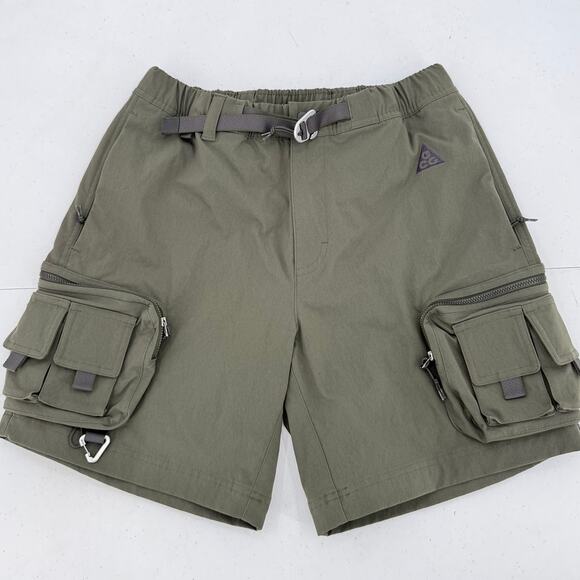 RARE Nike Men's ACG Outdoor Hiking Cargo Shorts Green DH8347-355 Size SMALL - Picture 1 of 13